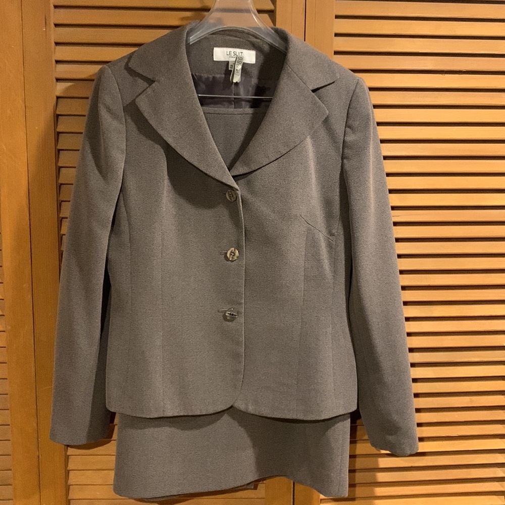 Le Suit Career Skirt Suit
